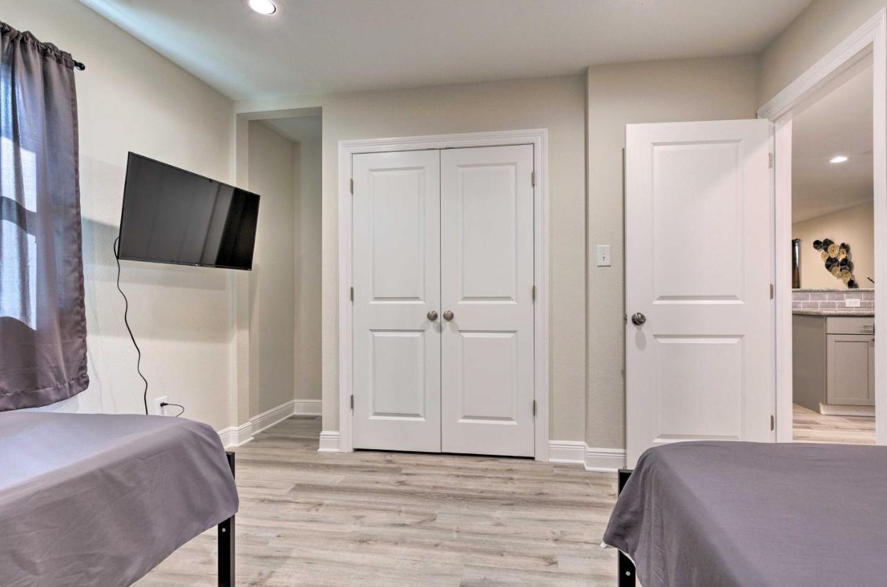 Spacious Gulfport Home With Yard 1 Mi To Beach Luaran gambar